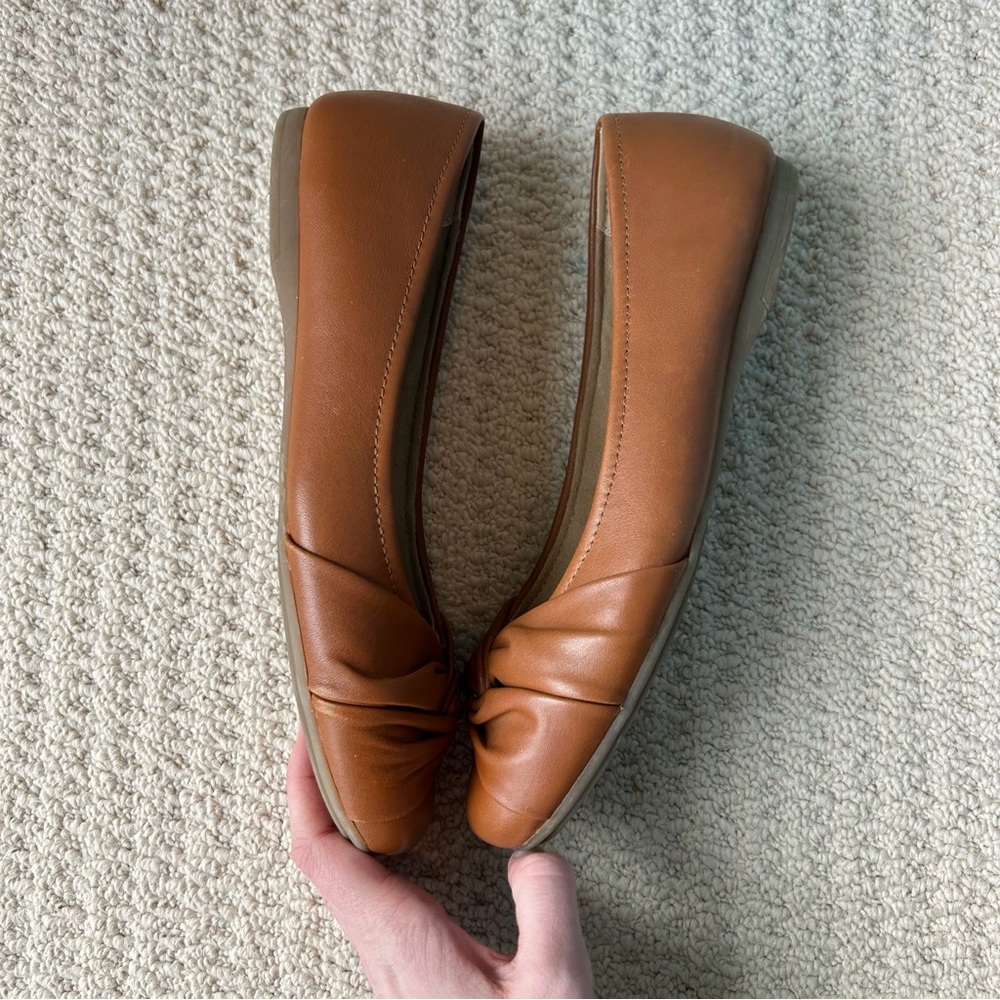 Earth Origins Tan Knotted Leather Ballet Flats - Picture 6 of 12